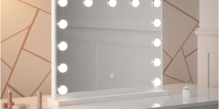 Hollywood Vanity Mirror vs Light Strip Mirrors: Which Is Best for You?