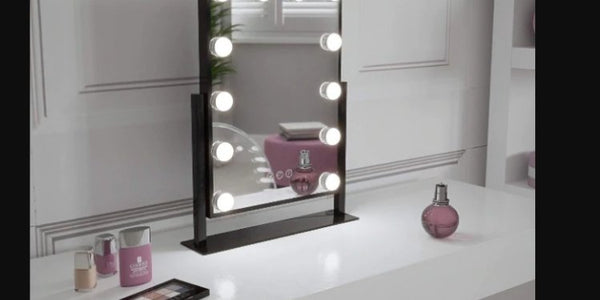 Why Do You Need A Hollywood Vanity Mirror