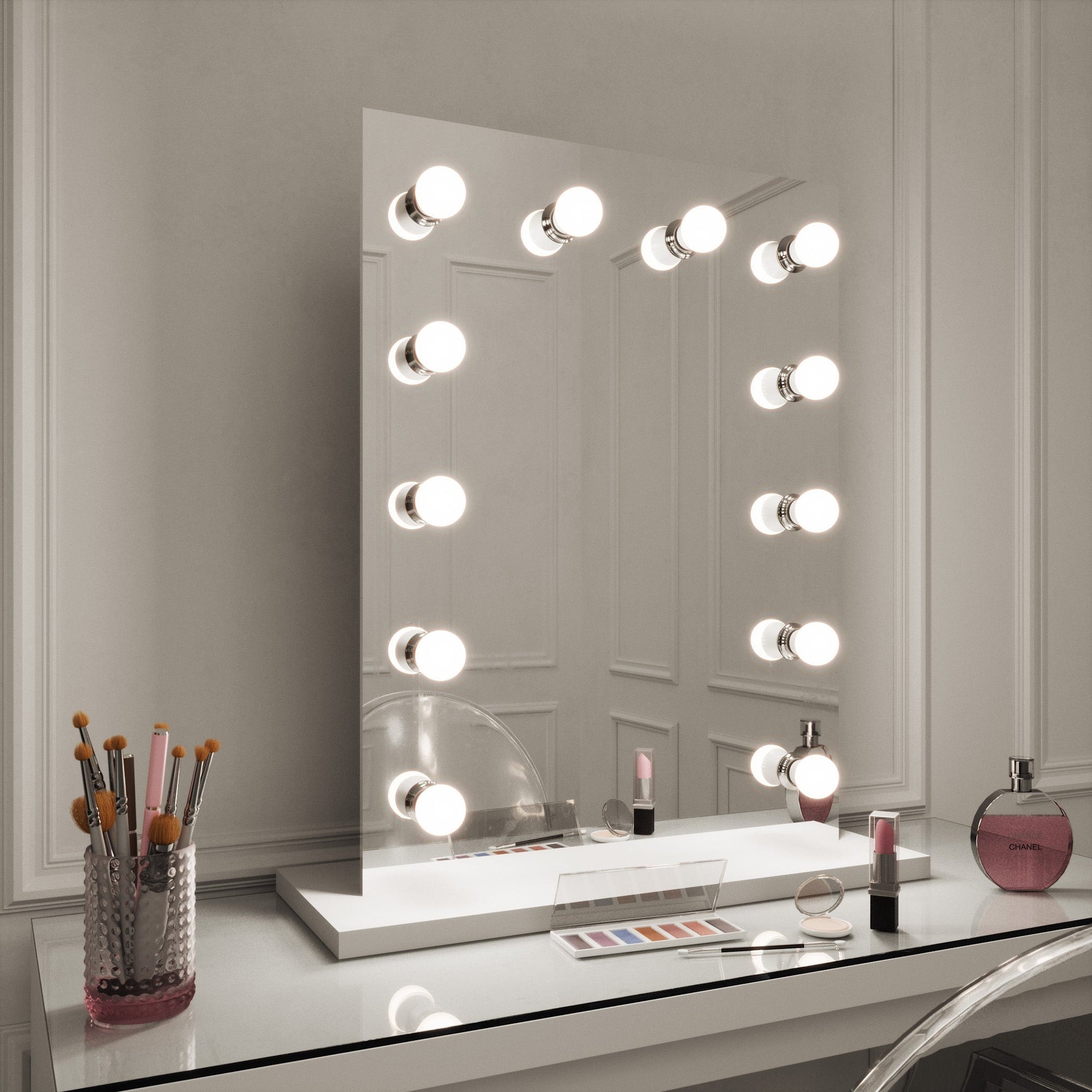 How to Choose the Right Hollywood Mirror for Your Room (UK Buying Guide)