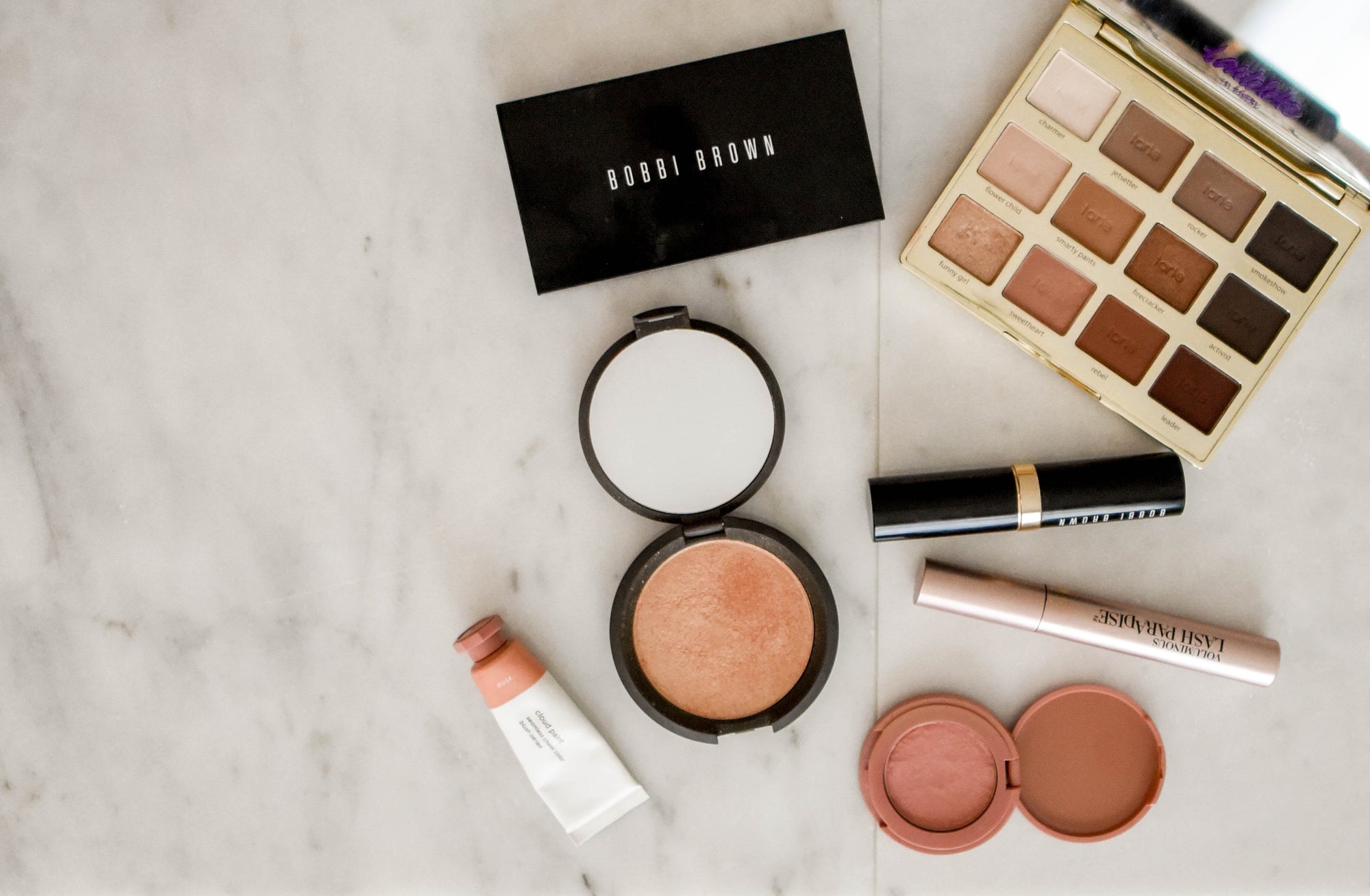 Unraveling the Myths: 5 Most Common Misconceptions About Makeup