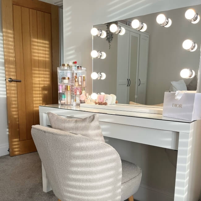 Hepburn landscape desk make up mirror LED Light up